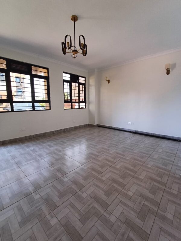 4 bedroom Town Houses, Gikambura - Image 13