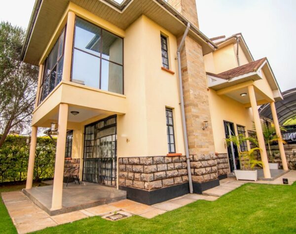 4 bedroom Magnificent Mansion at Loresho